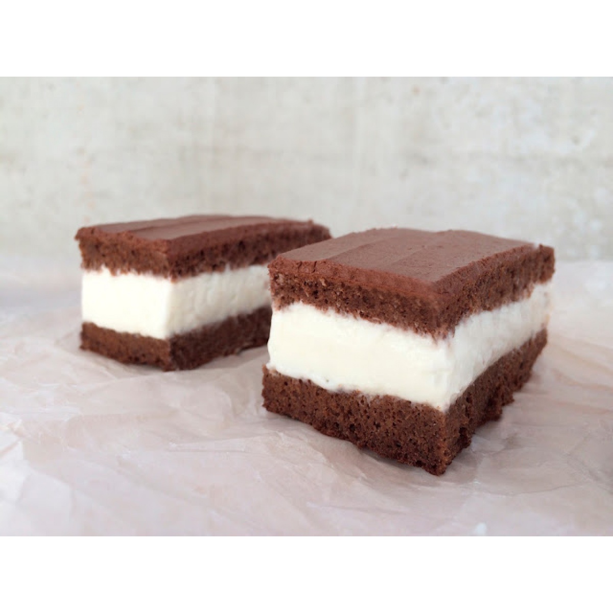 Шоколадное пирожное из молочного шоколада | gkhyarovoe.ru